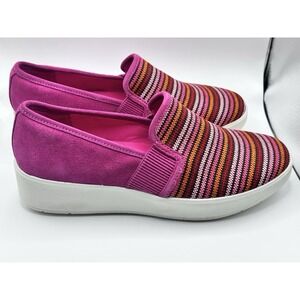 Clarks Collection Women's Double Gore‎ Slip On Layton Petal Fuchsia Size 11W